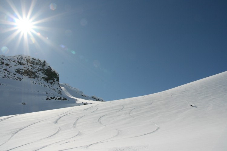 Glaciären på Korsatjokka. Heliski Riksgränsen 14 maj 2009. Foto: Andreas Bengtsson