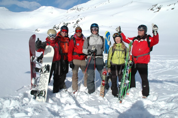 Heliski paket i Riksgränsen, Abisko och Kebnekaise. Foto: Peter Almer